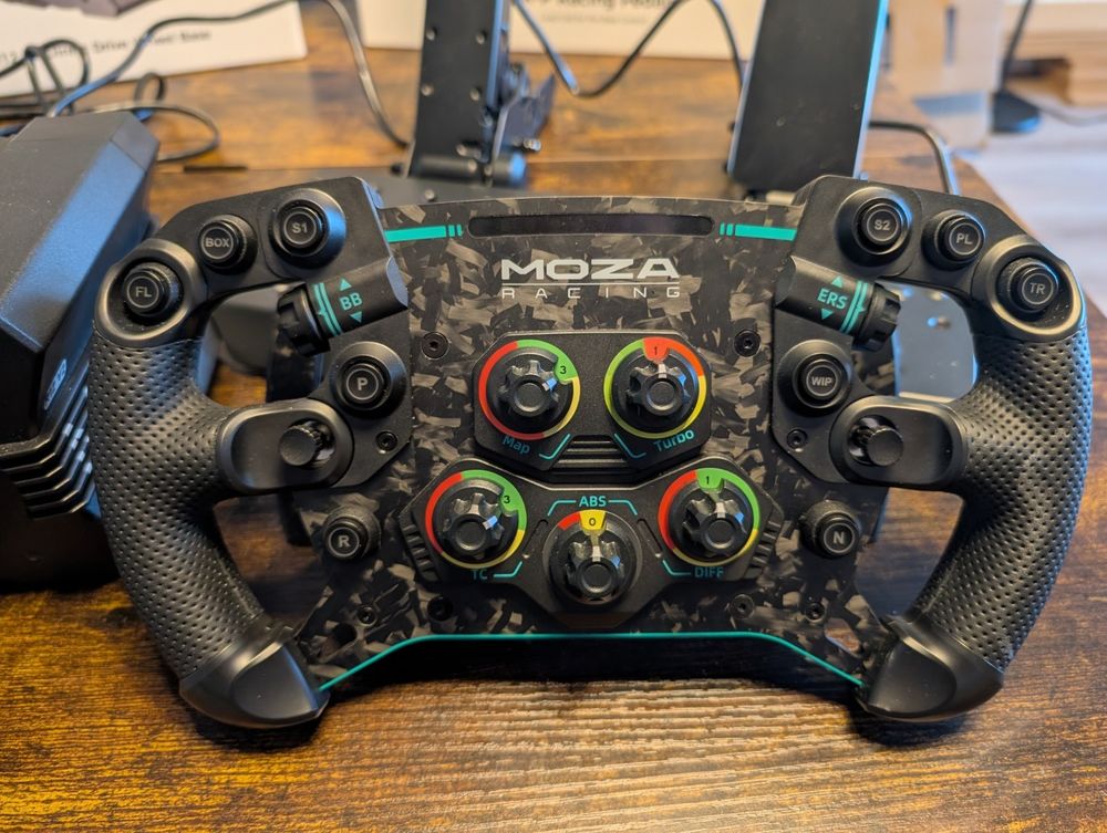 Base de volant MOZA R12 V2 12 NM + GS V2P Racing Wheel + p&eacute;d Consoles et jeux vidéos