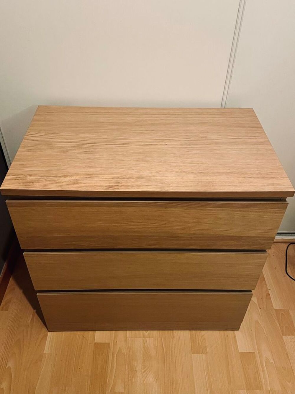 Commode IKEA Malm couleur ch&ecirc;ne Meubles