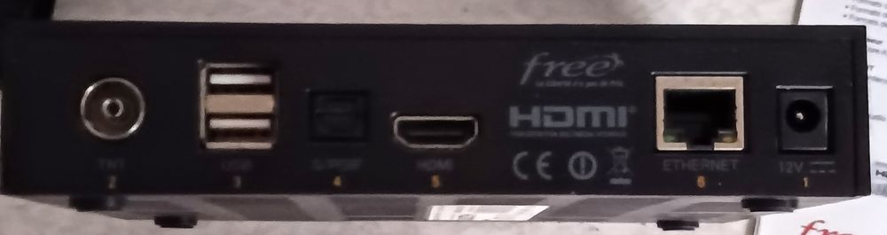 D&eacute;codeur TV HD Wifi Android Free Freebox Mini 4K Matériel informatique