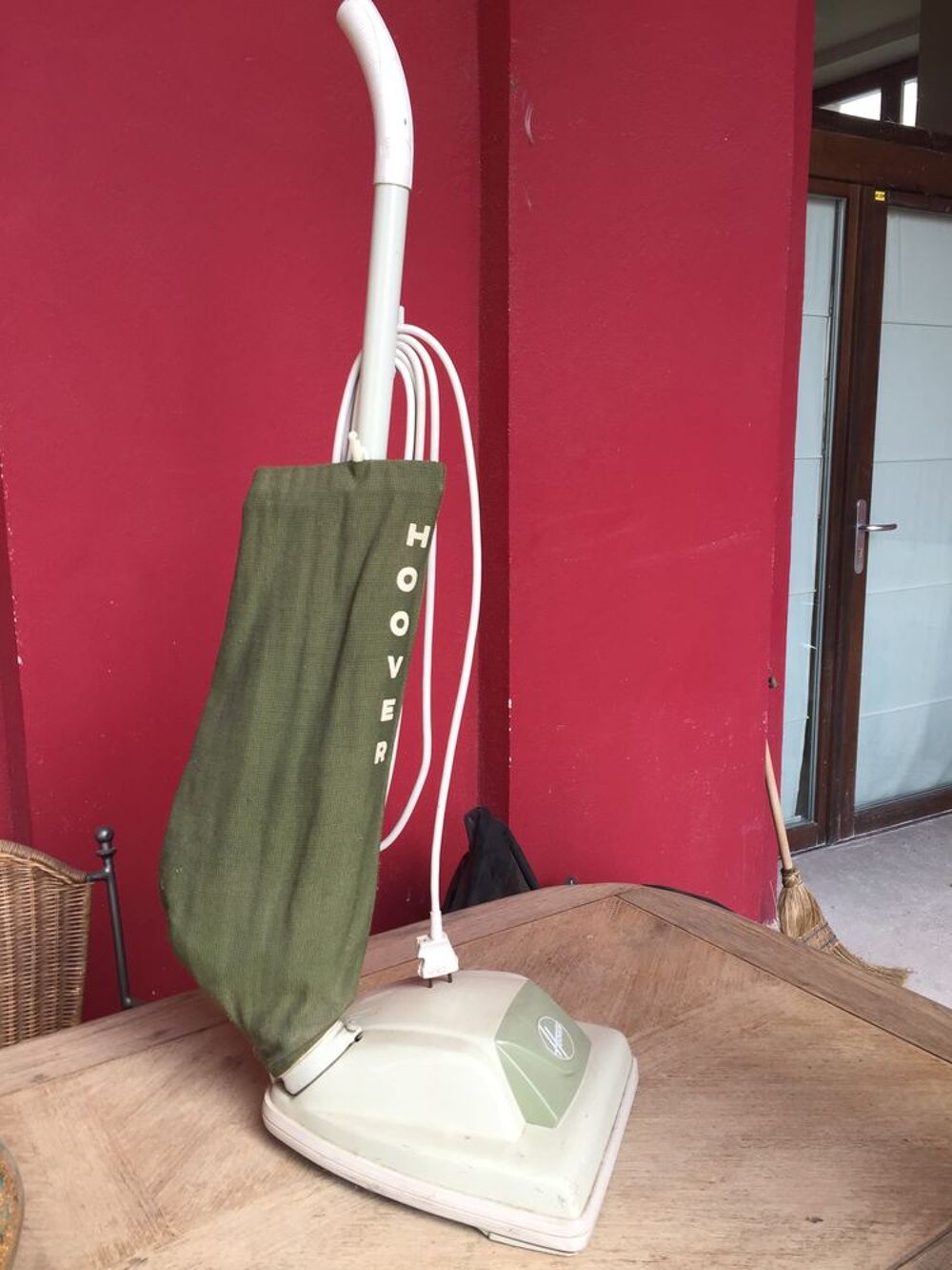 Aspirateur Hoover ann&eacute;es 60 Electroménager