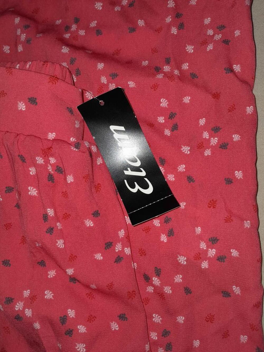 ensemble haut et jupe taille 34 marque etam Vêtements