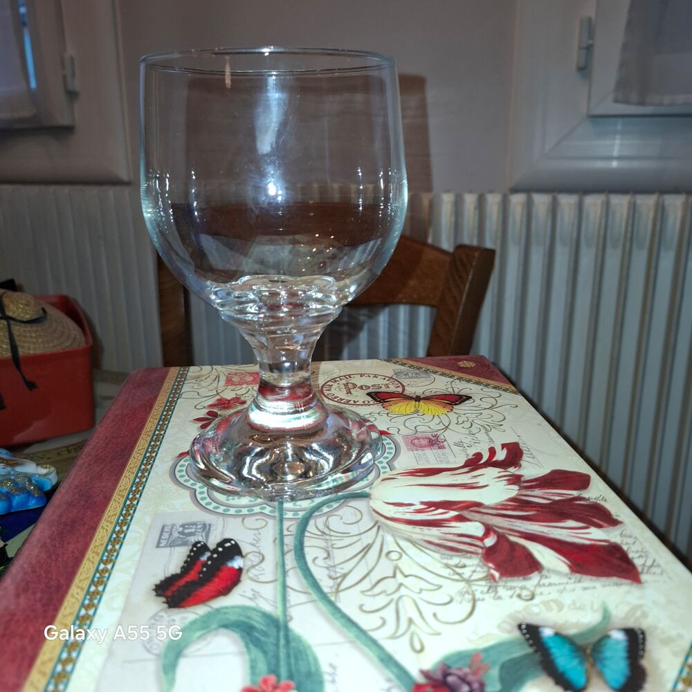 Lot de plusieurs dizaines de verres tr&egrave;s rares Décoration