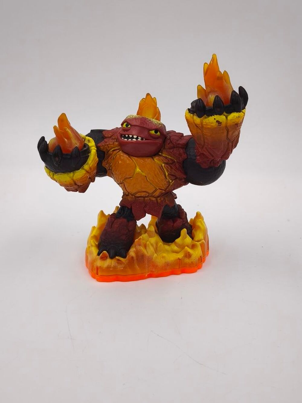 Figurine Skylanders Giants Hot Head (Model 84519888) Consoles et jeux vidéos