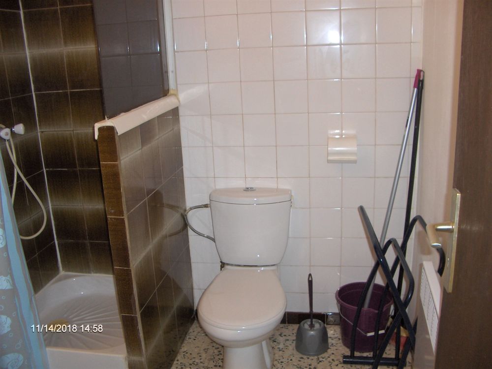 Location Appartement studio meublé avec balcon Avignon