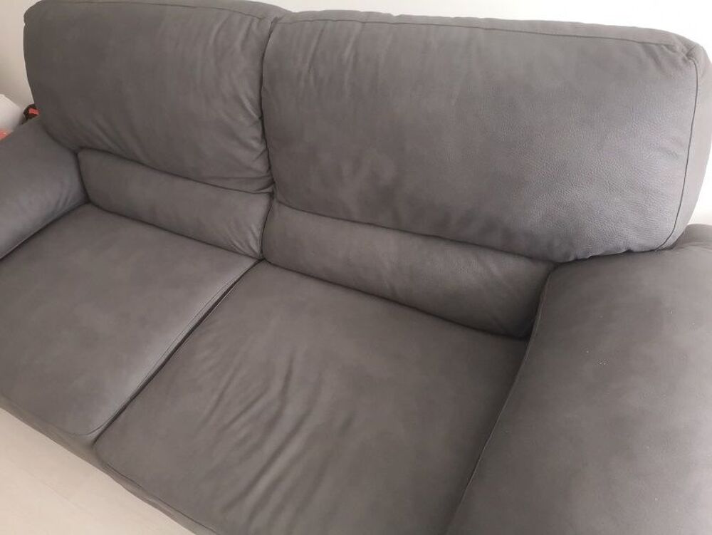 Canap&eacute; 3 places gris anthracite comme neuf Meubles