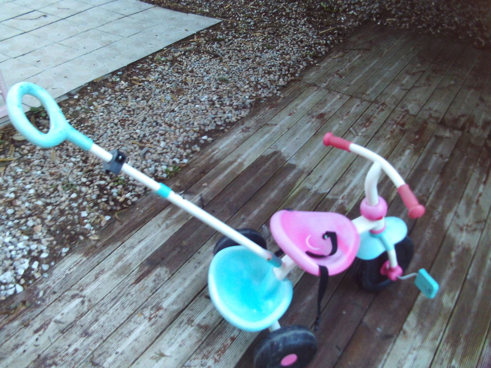 TRICYCLE enfant Jeux / jouets