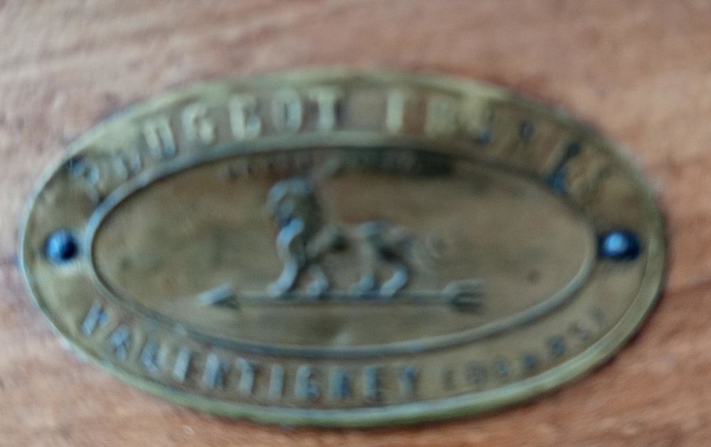 MOULIN A CAFE BOIS VINTAGE "PEUGEOT FRERES "VALENTIGNEY" 