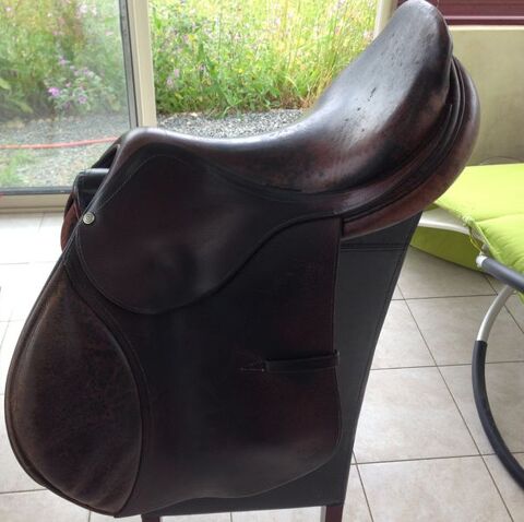 Selle quitation Delgrange - 17'5 349 Combs-la-Ville (77)