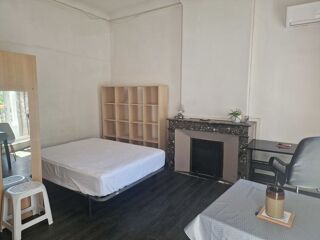  Appartement à louer 1 pièce 28 m²