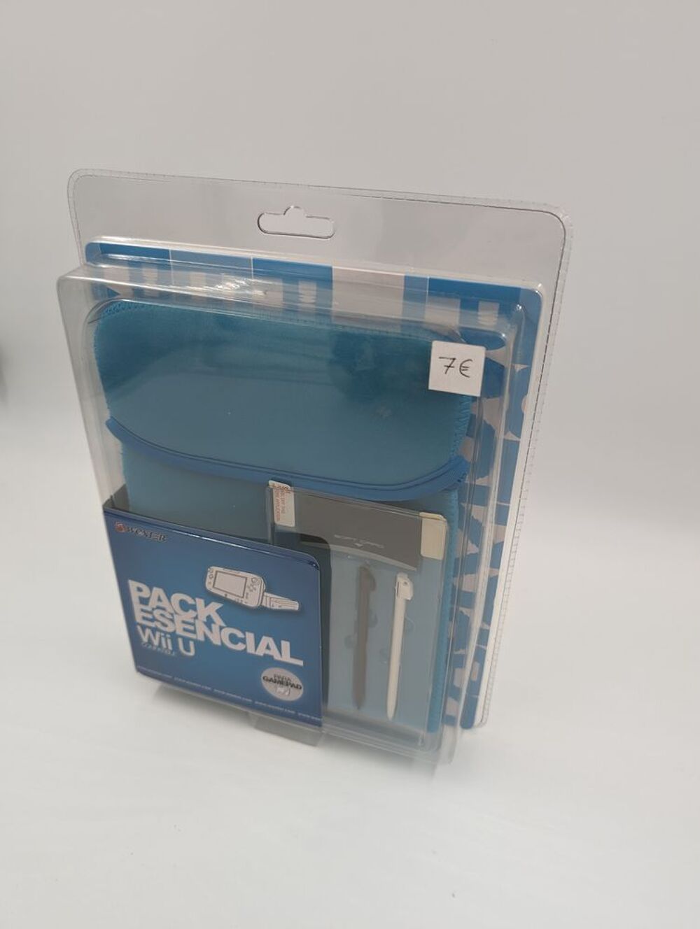 Accessoire Nintendo Wii U Pack Esencial pour Gamepad neuf Consoles et jeux vidéos