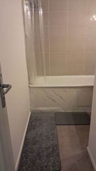  Colocation à louer 5 pièces 102 m²