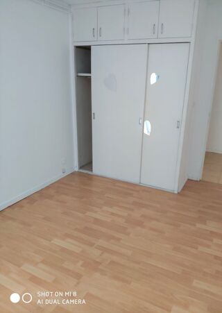  Appartement à louer 5 pièces 91 m²