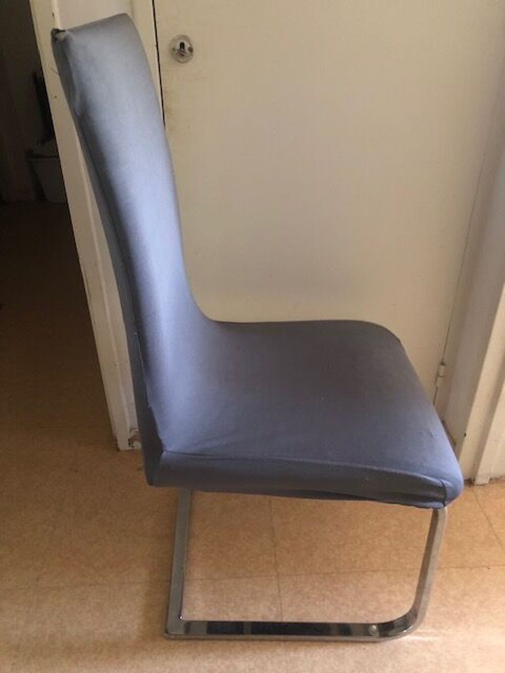 Lot de 6 chaises design Meubles