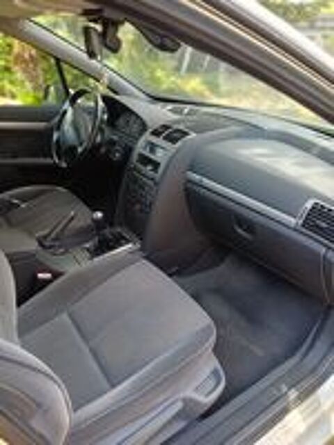 407 1.6 HDi Confort FAP 2006 occasion 44340 Bouguenais