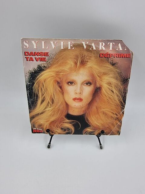 Vinyle 45 tours Sylvie Vartan : Danse ta Vie / D�prime avec 5 Vulbens (74)