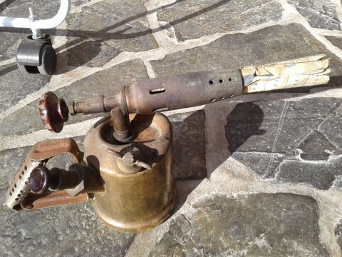 Lampe  souder Express Unis - France N26 avec sa notice
35 Dinan (22)