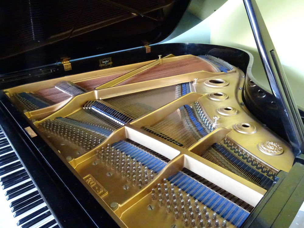 piano &agrave; queue KAWAI KG3 n&deg;463449. Instruments de musique