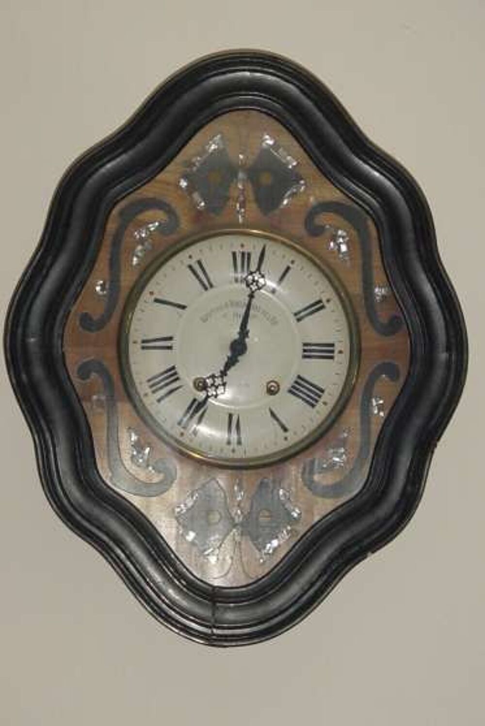 Horloge Murale Bois avec Cadran D&eacute;coratif. Décoration
