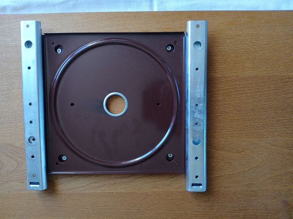 PLATEAU TELE ORIENTABLE Meubles