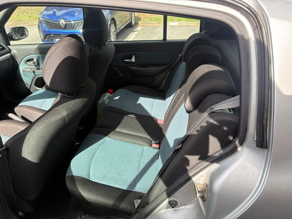 Clio II RENAULT CLIO II (2) CAMPUS 1.5 DCI 80 5P 2007 occasion 95610 &Eacute;ragny