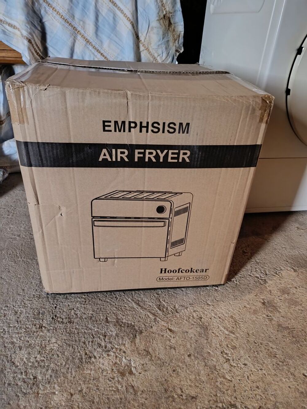 Friteuse.
Electroménager