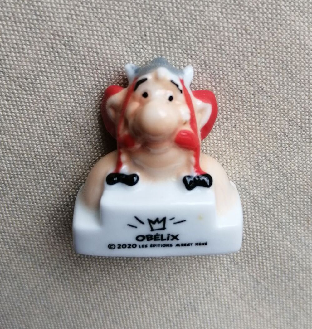 LOT DE 7 FEVES ASTERIX ET OBELIX 