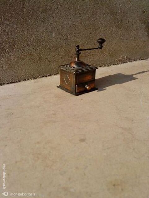 Taille-Crayons Moulin � Caf� 6 Arques (62)