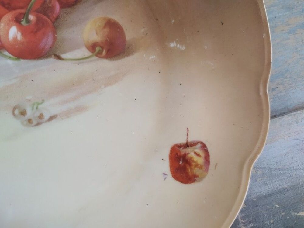 Assiette Porcelaine XIX&egrave;me Moritz Zdekauer Austria Cerises 
