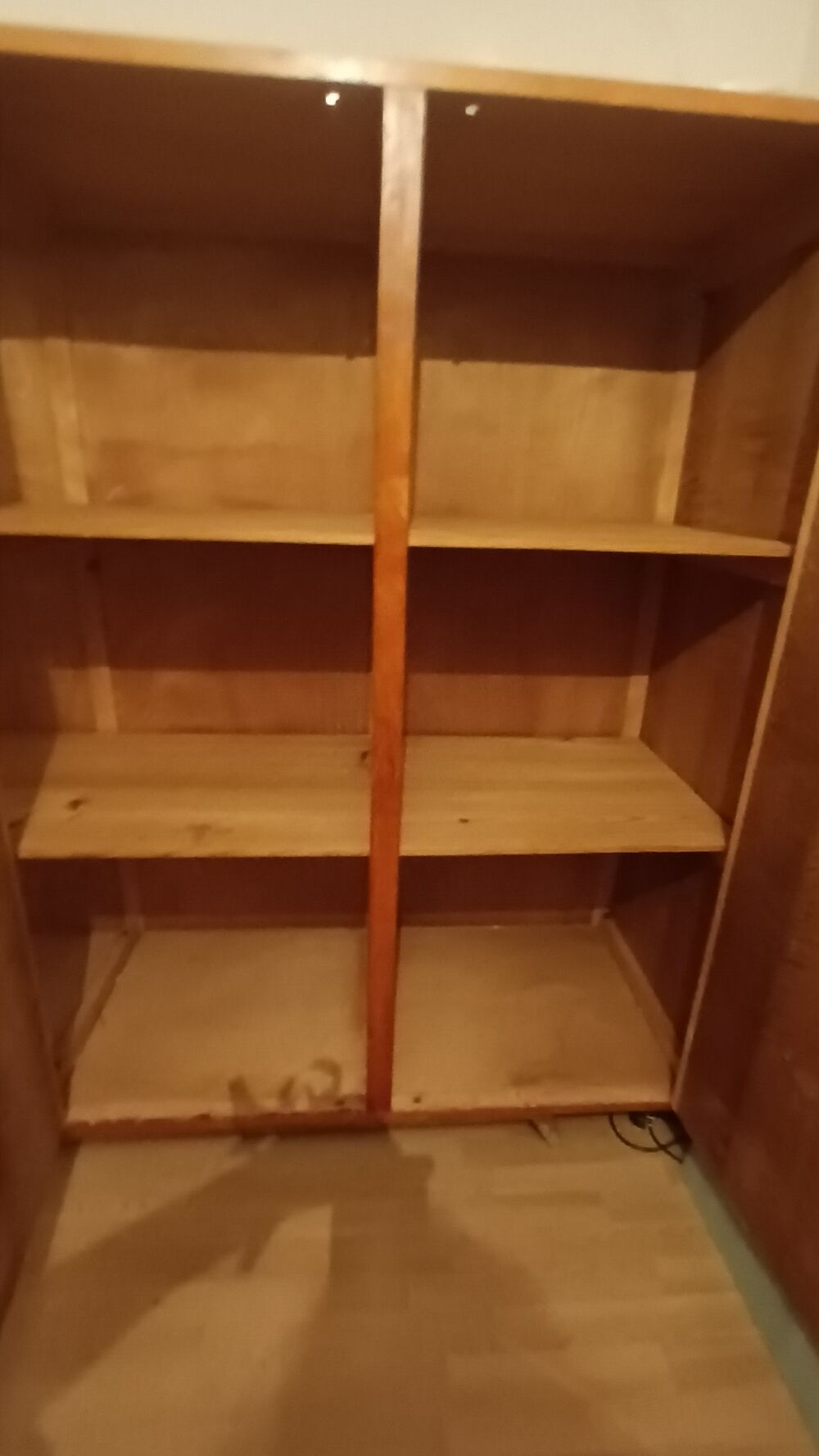 Armoire ancienne en bois Meubles