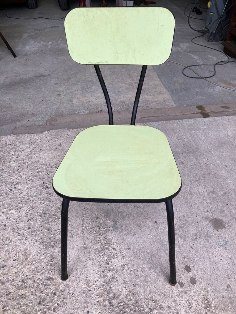 3 chaises Formica ann&eacute;es 60/70 Meubles