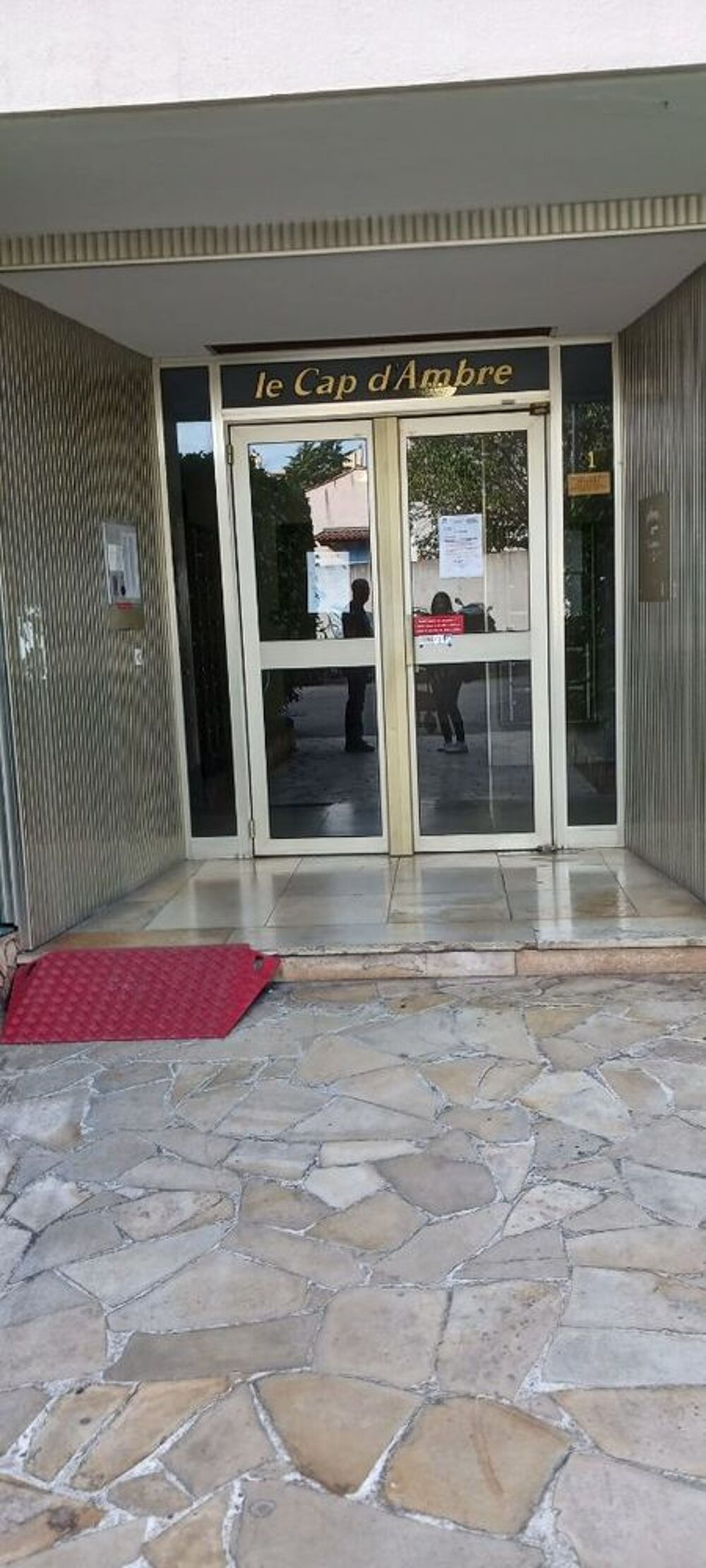 Location Remise/Grange cave saine Antibes