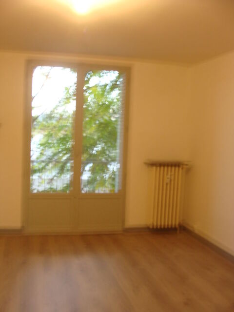   F2 + garage Centre ville Valence Appartement - 2 pi�ce(s) - 52 m�