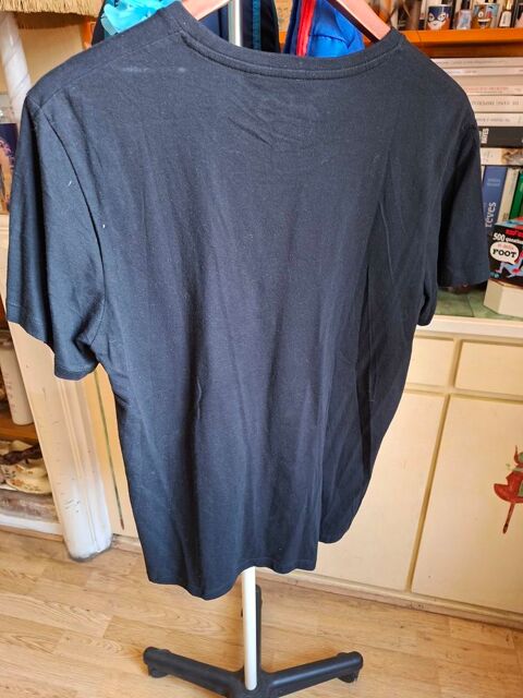Tee-shirt taille M 5 Toulon (83)