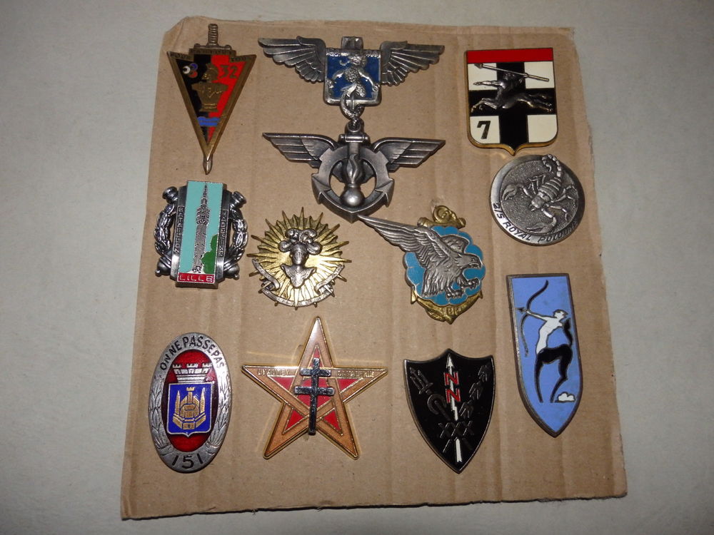 Militaria Insignes armee Fran&ccedil;aise 