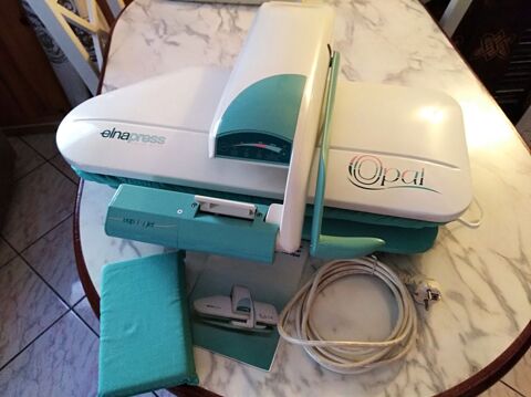 Presse � repassage facile, pratique. marque Elna 300 Saint-Paul (97)