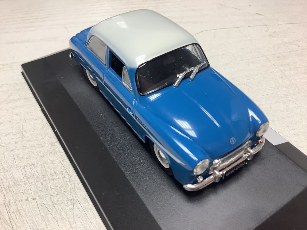 FSO SYRENA 102S 1965 1/43 voiture miniature 