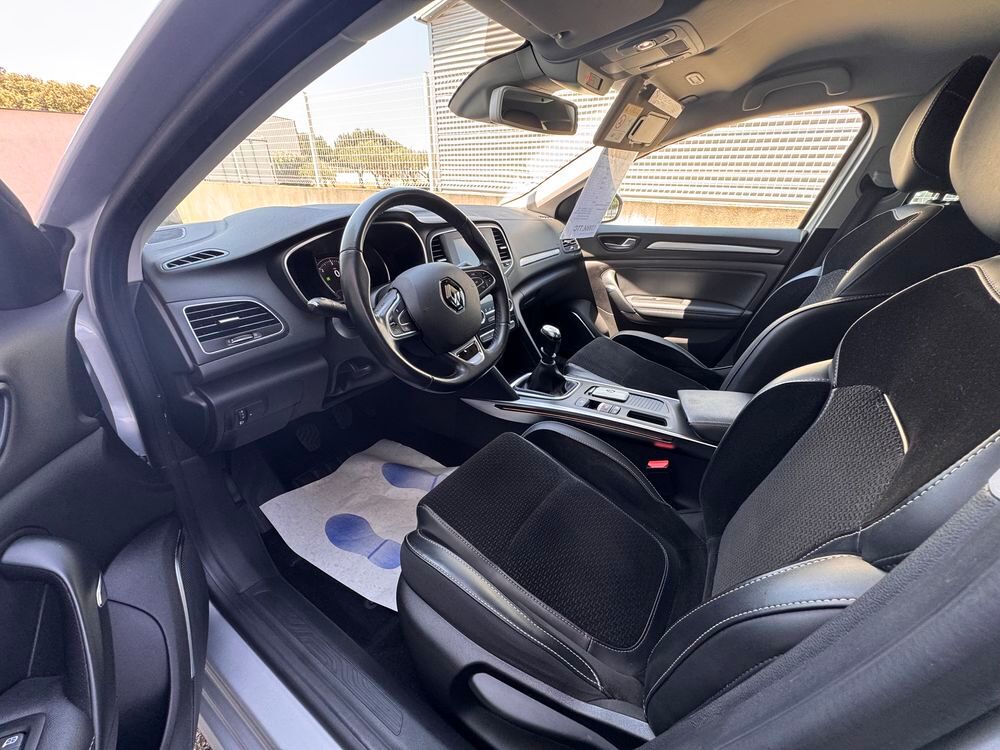 Megane IV M&eacute;gane IV Berline Blue dCi 115 Intens 2020 occasion 84290 Sainte-C&eacute;cile-les-Vignes