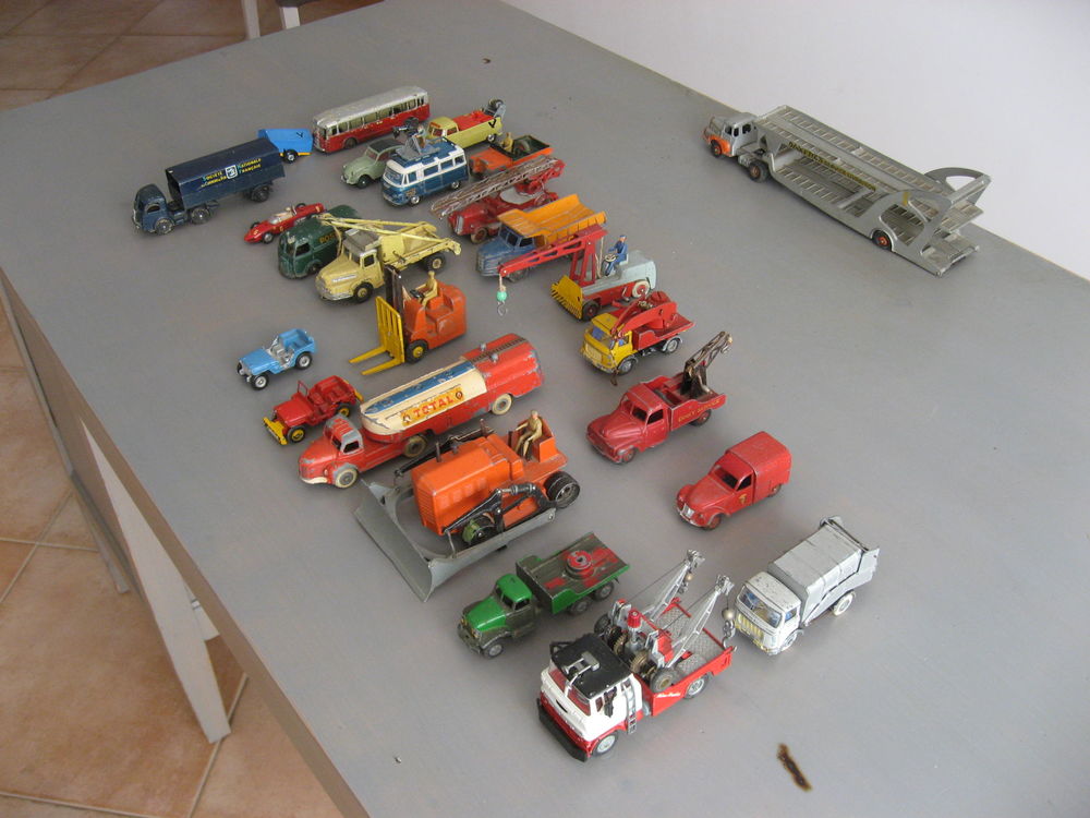 Voitures miniatures de collection 