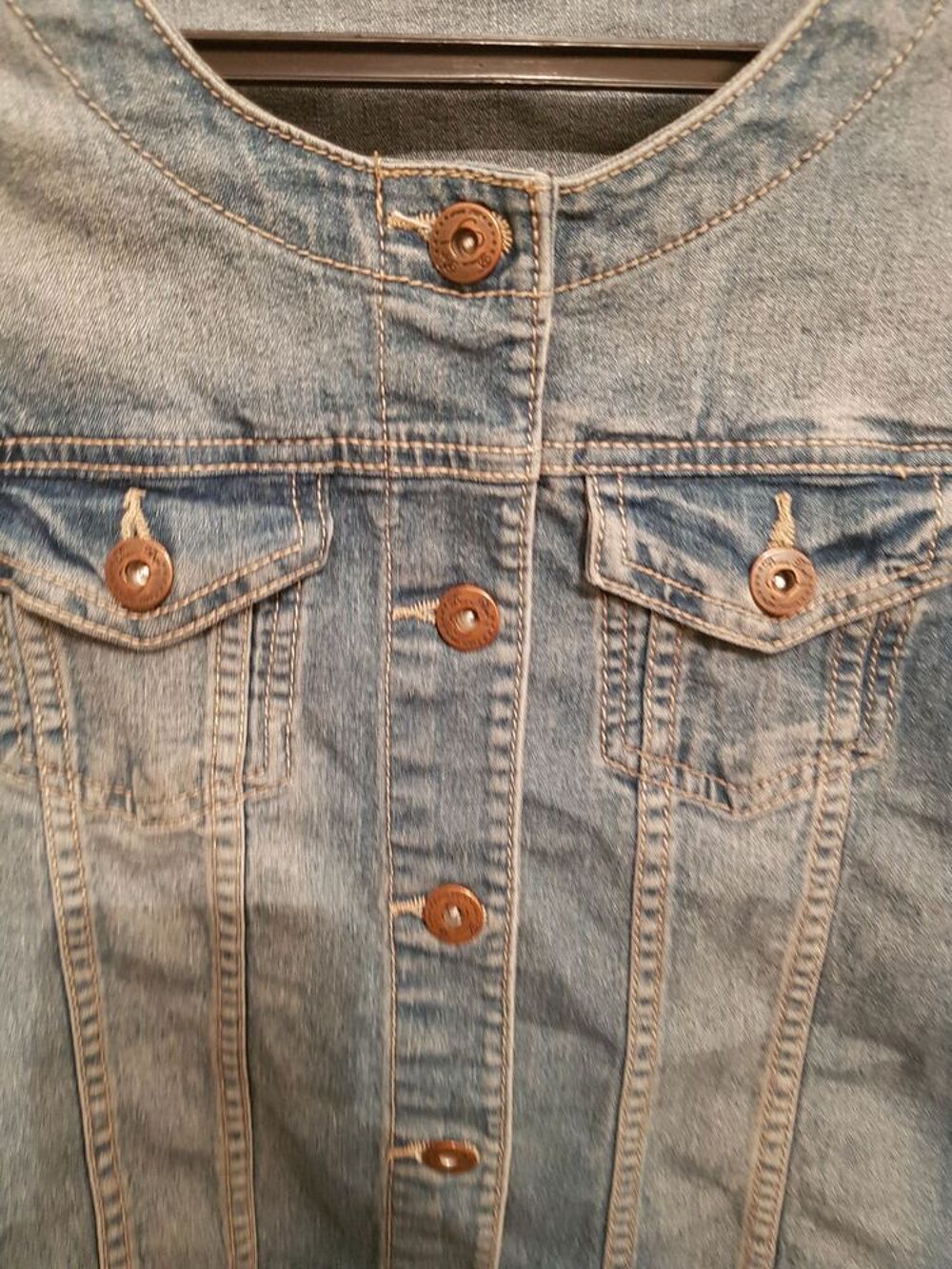 VESTE EN JEAN COL ROND T 36 Vêtements