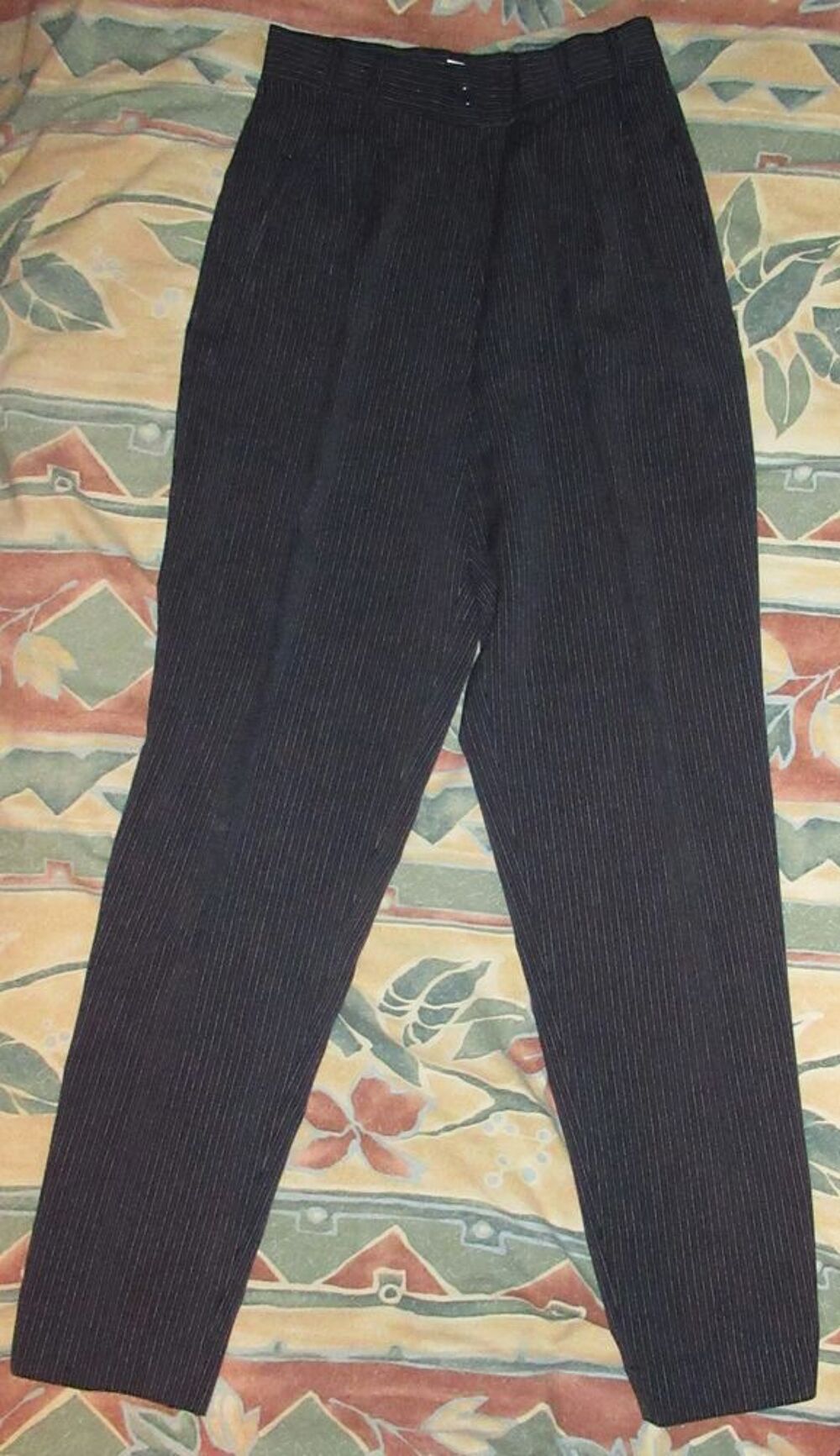 Pantalon bleu marine &agrave; rayures Vtements