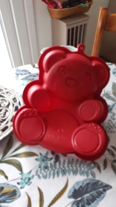 moule a gateau 12 Brignais (69)