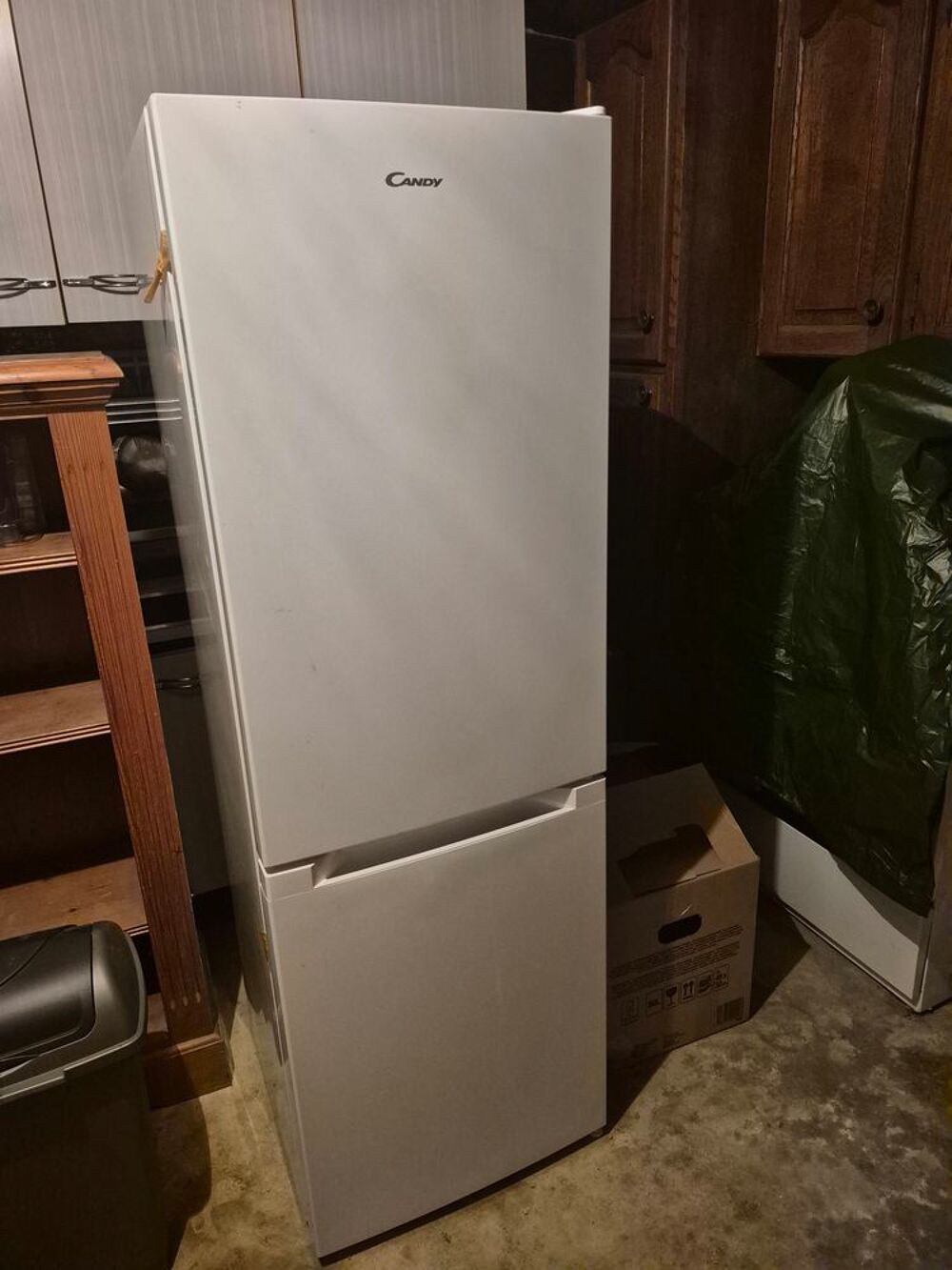 Frigo cogelateur combin&eacute; Electroménager