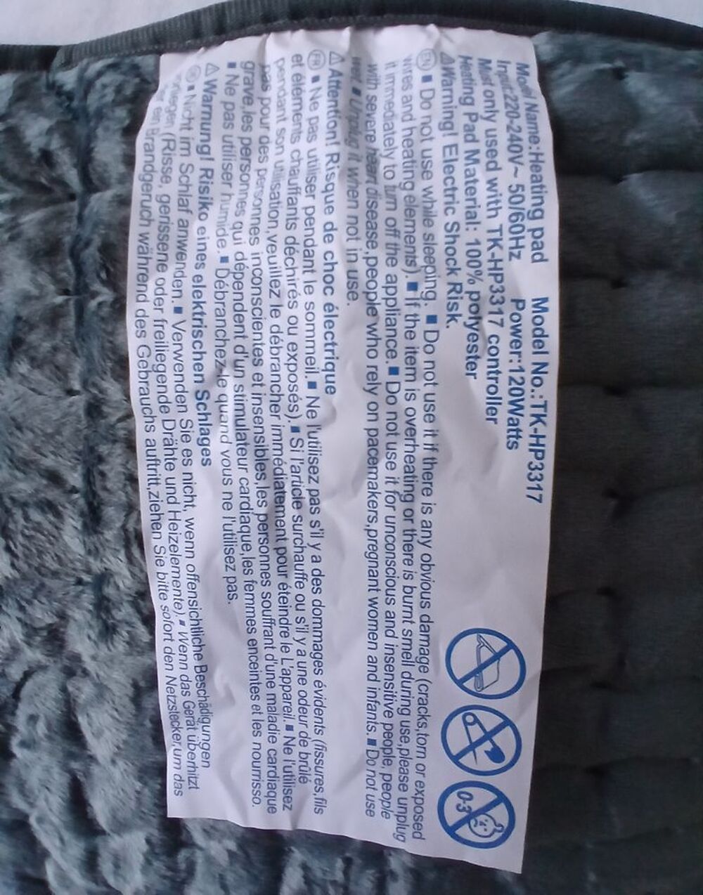 Tr&egrave;s beau coussin chauffant &eacute;lectrique XXL 
Vêtements