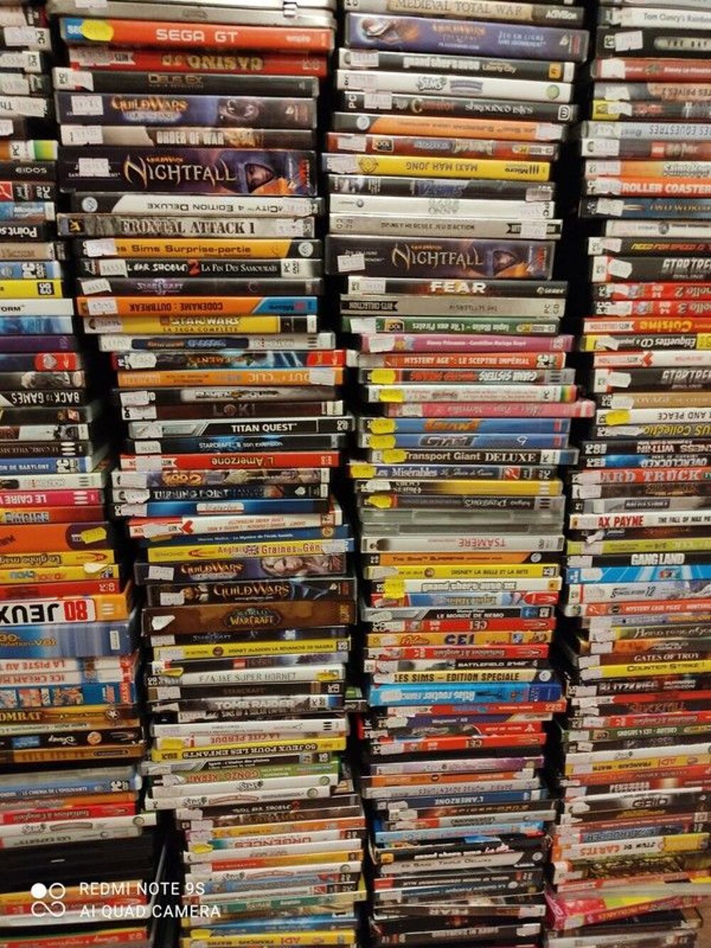 vd lot de 340 jeux video pc en occasion DVD et blu-ray