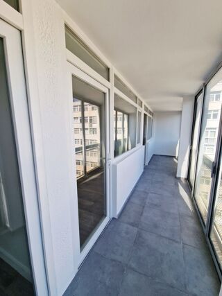 Vente Appartement EXCLUSIVITÉ – T4 83 m² rénové avec loggia de 13 m² – Cave – Ascenseur Évry