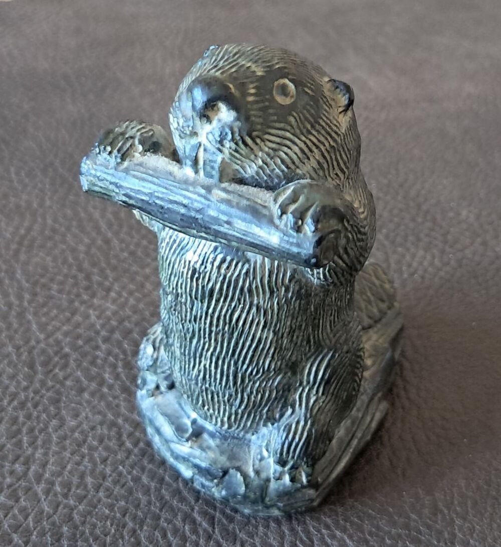 sculpture figurine animali&egrave;re en r&eacute;sine finition pierre Décoration