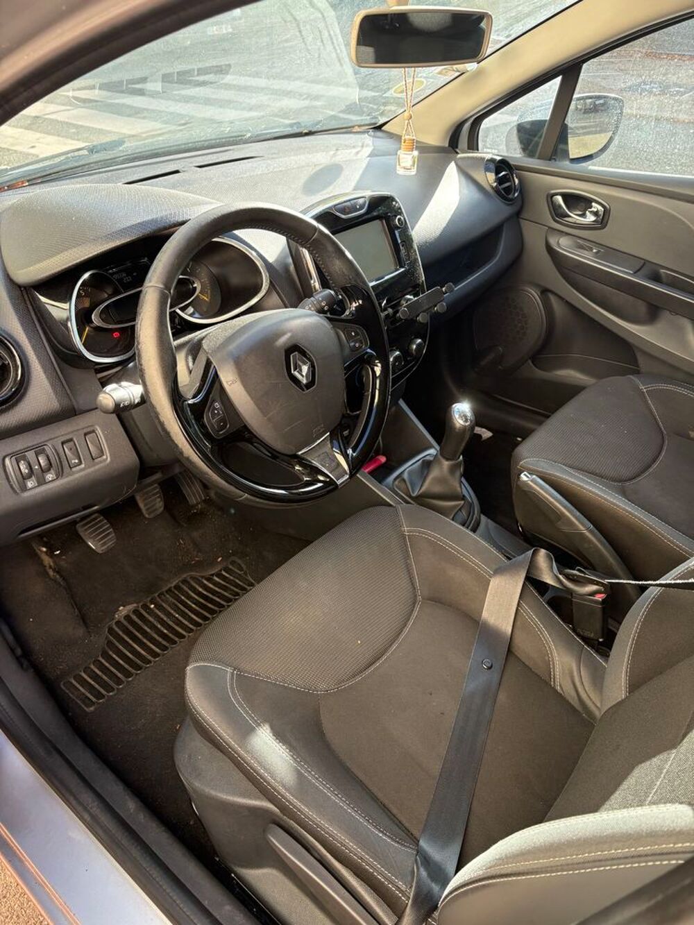 Clio IV dCi 75 eco2 Zen 2014 occasion 78114 Magny-les-Hameaux