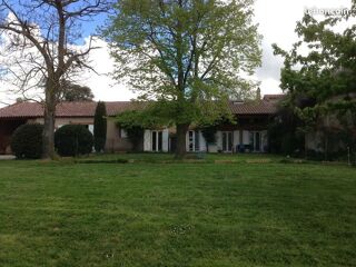  Maison � vendre 8 pi�ces 215 m�