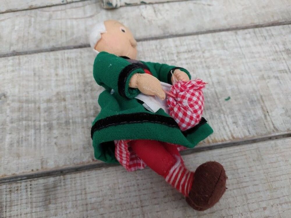 Poup&eacute;e B&eacute;cassine Vintage Poup&eacute;e Chiffon
