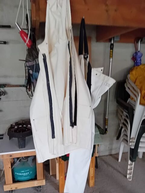 v�tement de pluie 20 Machecoul (44)